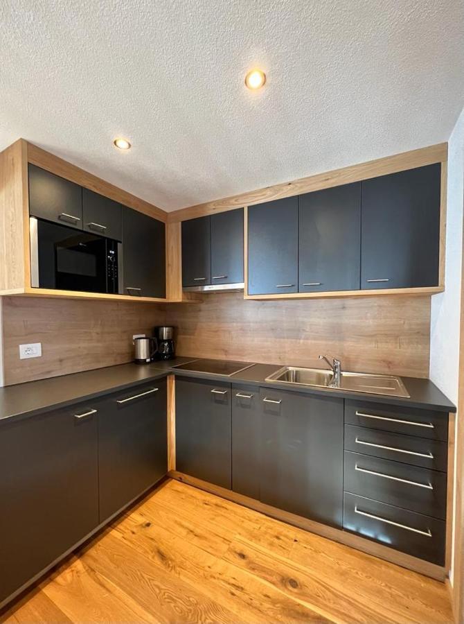 Luech Dl Finatzer Apartment San Martino in Badia Bagian luar foto